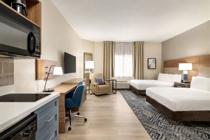 Room 27 of 34