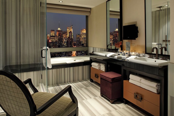 Room 40 of 75