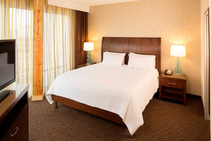 Room 12 of 60