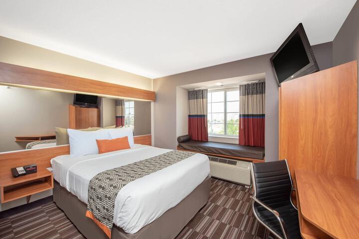 Microtel Inn & Suites by Wyndham Springfield