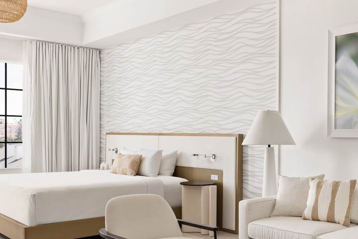 The Hotel Zamora
