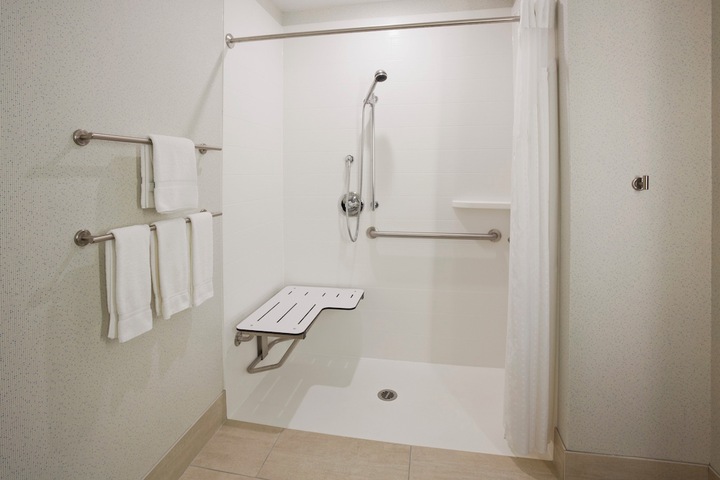 Room 10 of 36