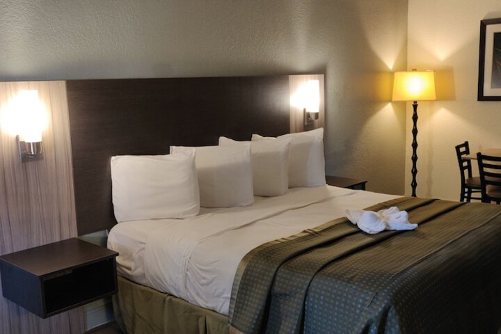 Room 36 of 44