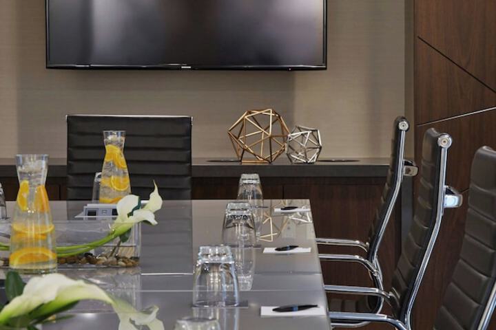 AC Hotel by Marriott Minneapolis Downtown