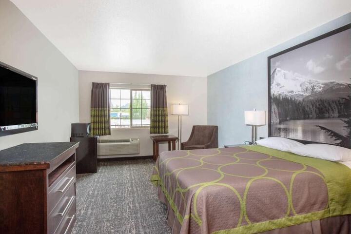 Room 7 of 20