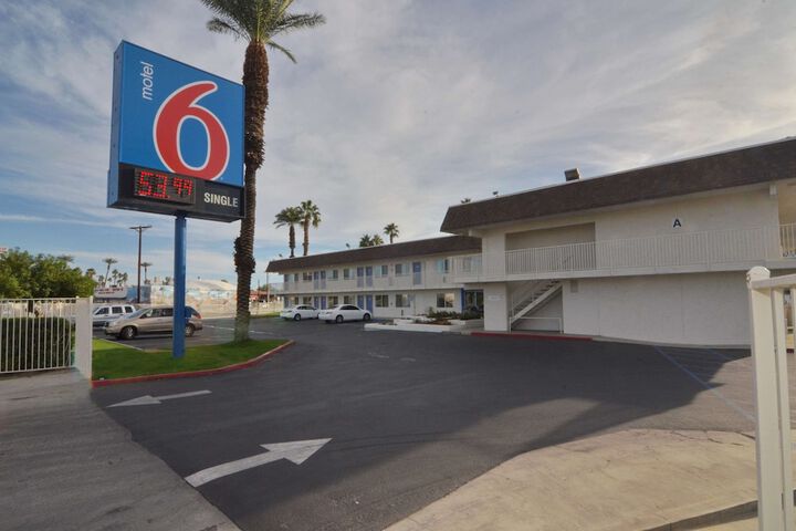 Motel 6 Indio CA - Palm Springs