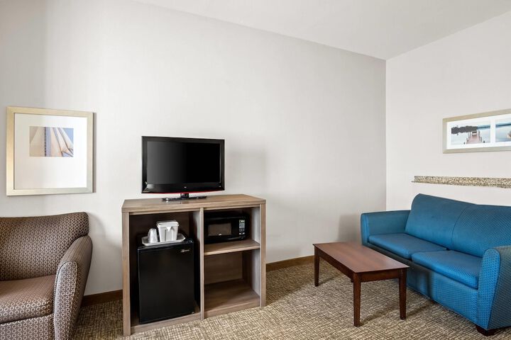 Comfort Suites Waxahachie - Dallas