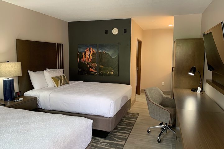 Room 33 of 57
