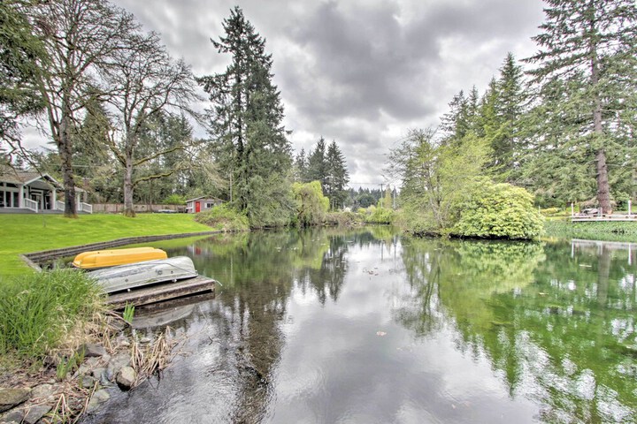 Contemporary Tacoma Cottage w / Deck & Pond!