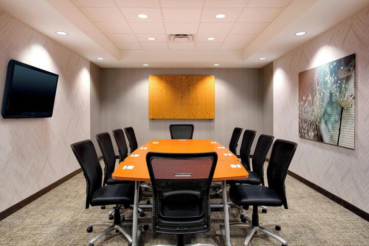 Springhill Suites Marriott Airport