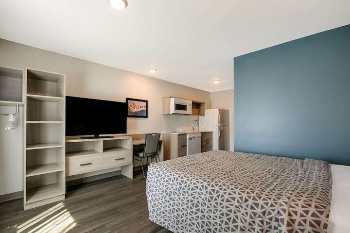 Room 26 of 45