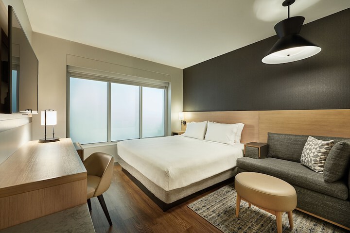 Room 53 of 85