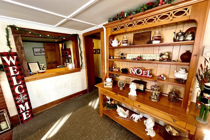 Hotel Interior 24 of 94