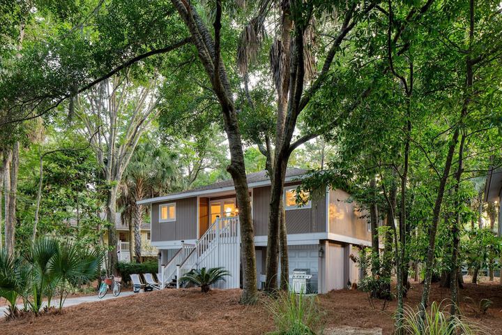Crawdad by Avantstay Isle of Palms Home w / BBQ