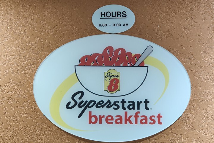 Super 8 by Wyndham Rice Lake