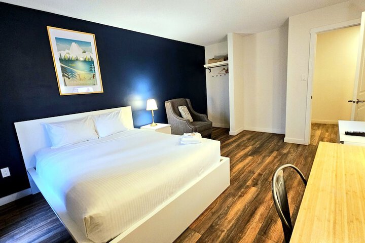 Cloud 9 Inn