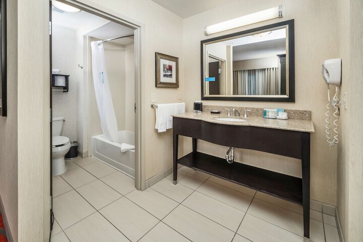 Hampton Inn & Suites Tulsa / Catoosa