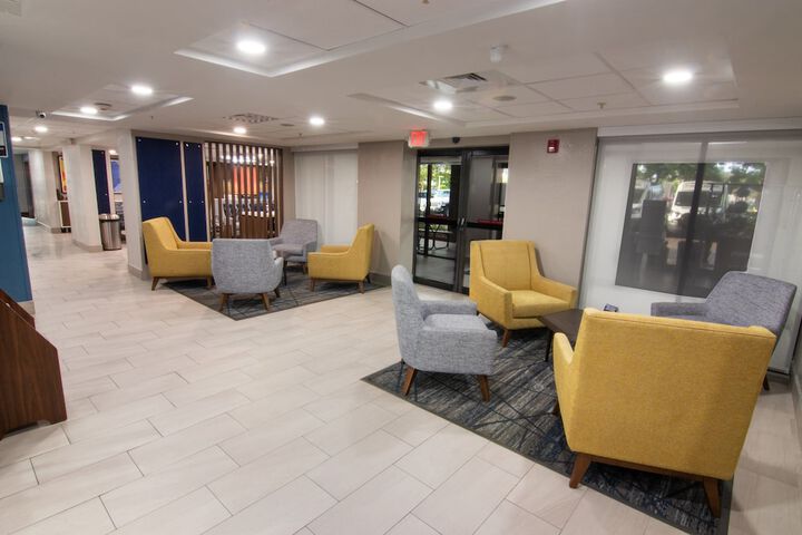 Hotel 5 of 72