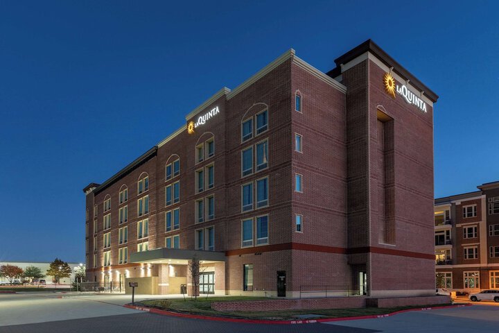 Hotel 4 of 37