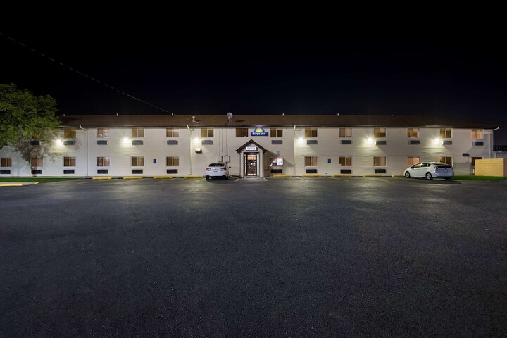 Hotel 12 of 44