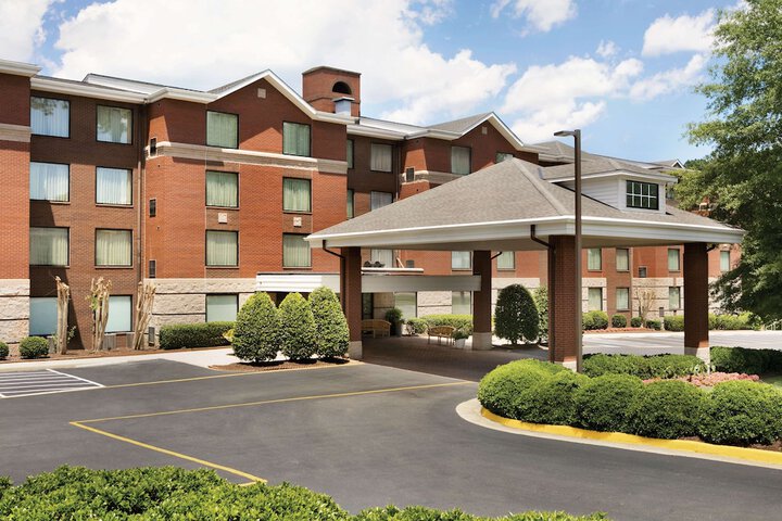 Hotel 2 of 59