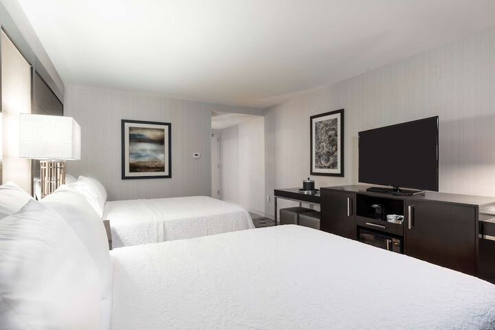 Room 29 of 48
