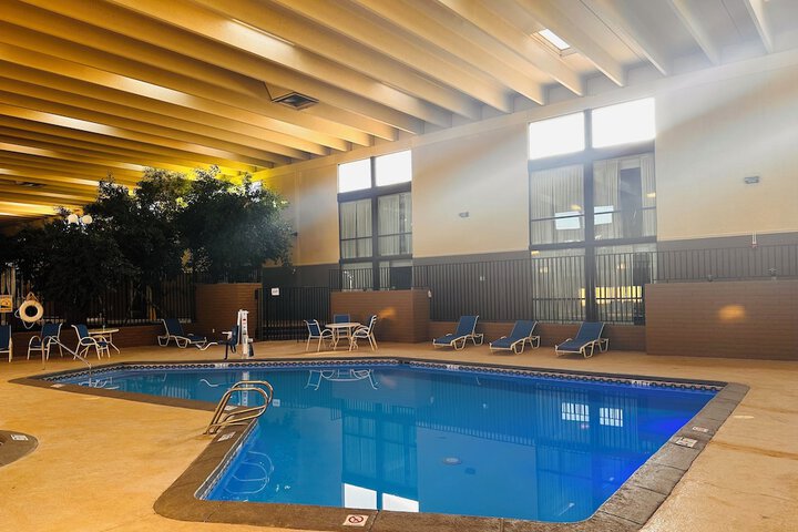 Clarion Inn & Suites Roswell