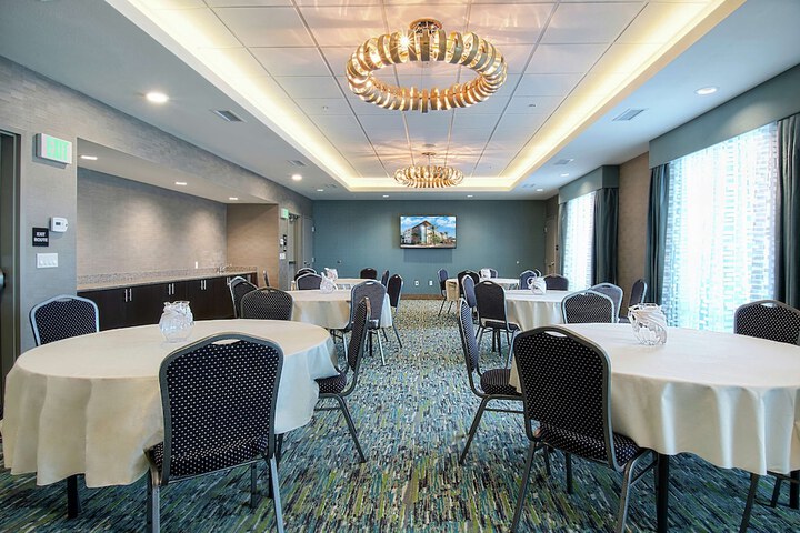 Hampton Inn & Suites Mission Viejo