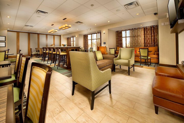 Hotel Interior 6 of 24