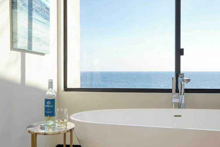 Matador by Avantstay Ocean Front Malibu Pad w / Rooftop Patio