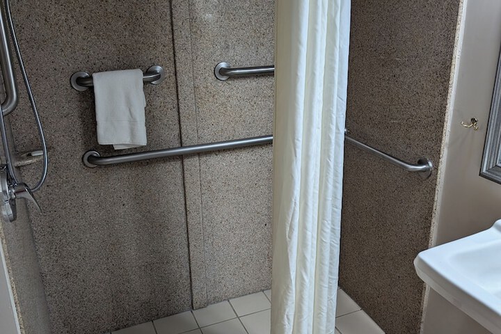 Wingate by Wyndham Chesapeake