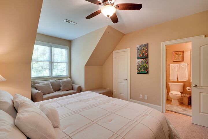 Luxury Estate: Game Room & Pickleball Court