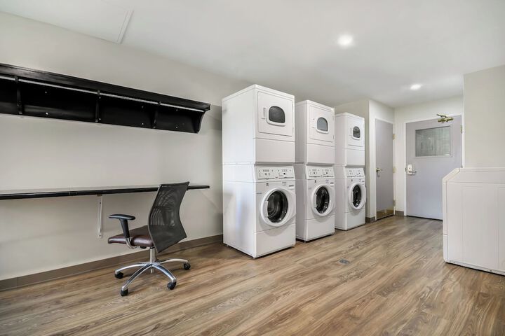 Staybridge Suites Toledo - Maumee by IHG