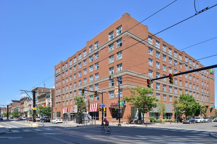 Hotel 2 of 30