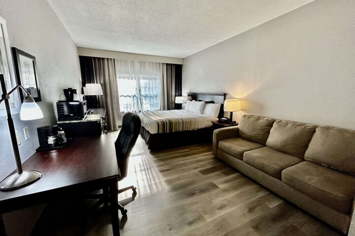 Room 41 of 67