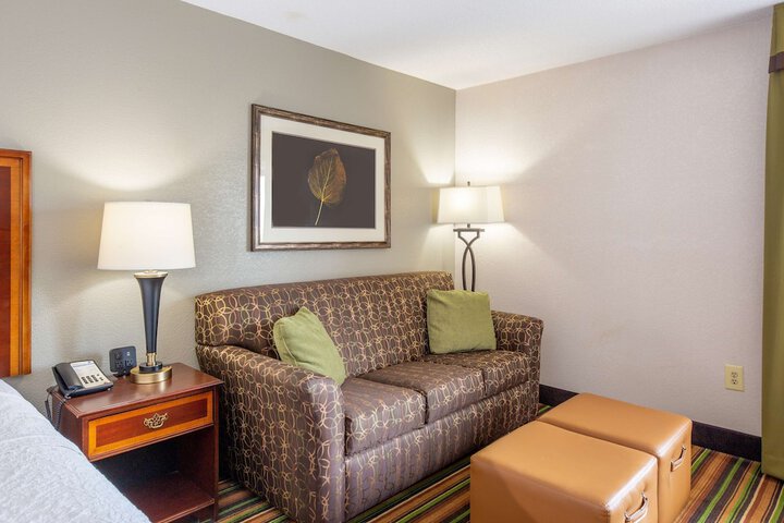 Hampton Inn Winston-Salem Hanes Mall