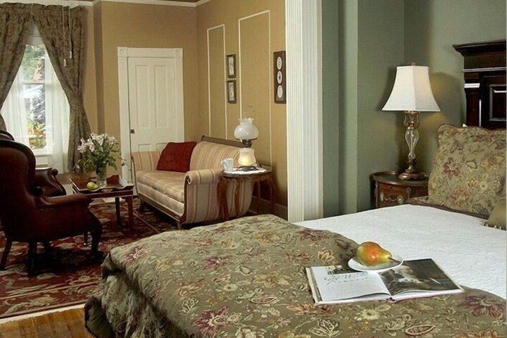 Room 18 of 70