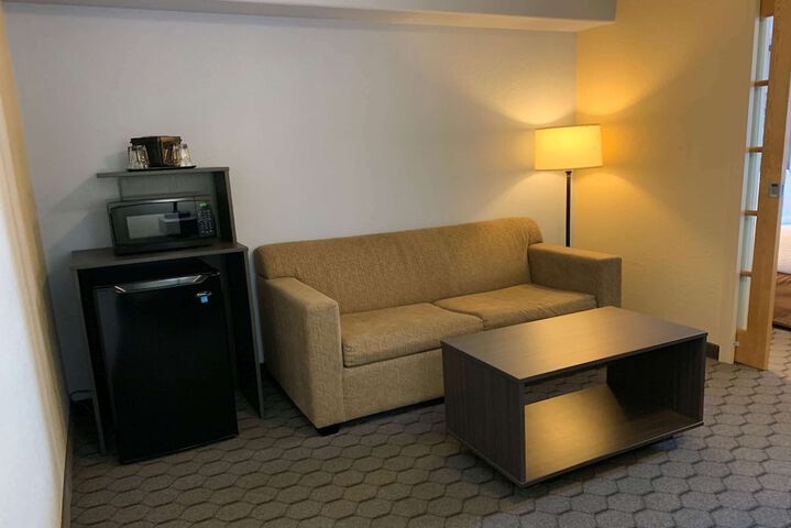 Room 36 of 67