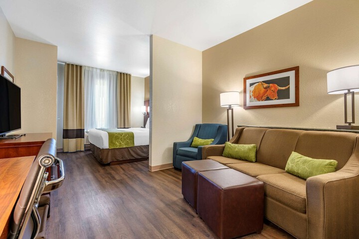 Room 32 of 44