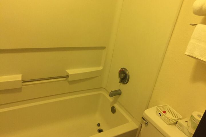 Room 16 of 20