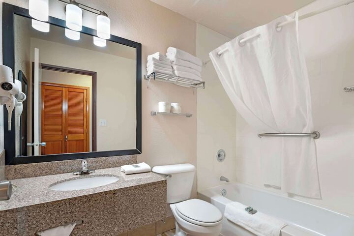 Best Western Green Bay Inn Conference Center