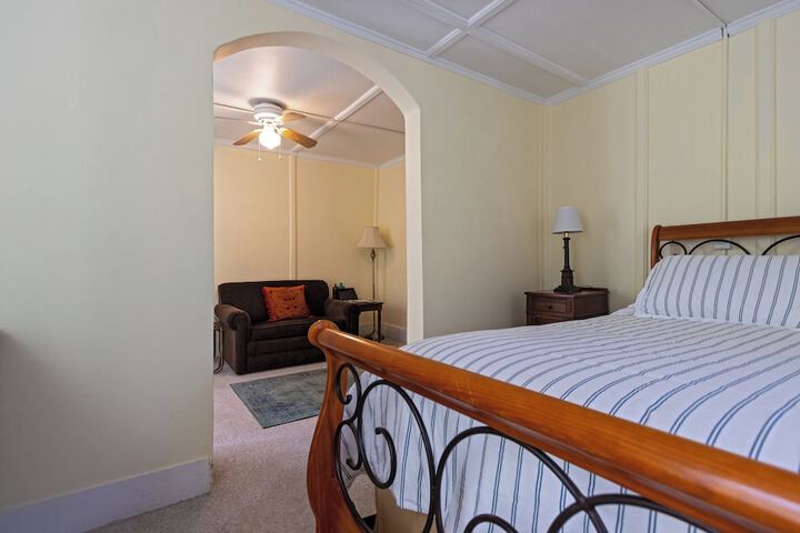 The Woodbine Inn