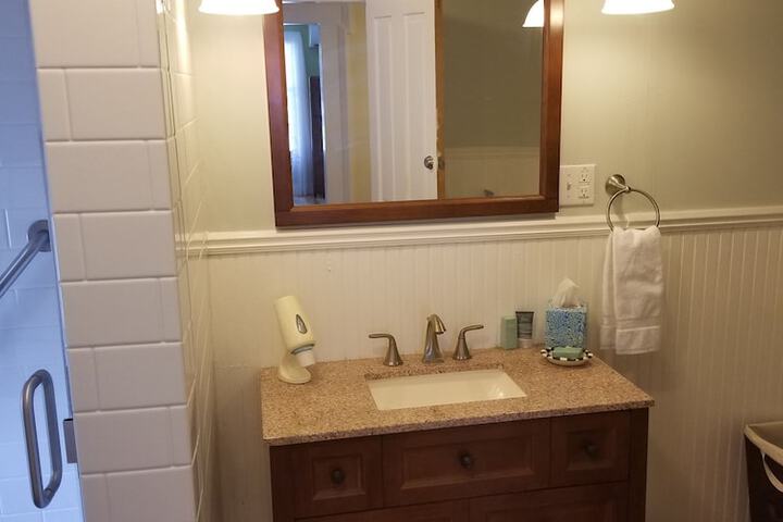 Room 10 of 35