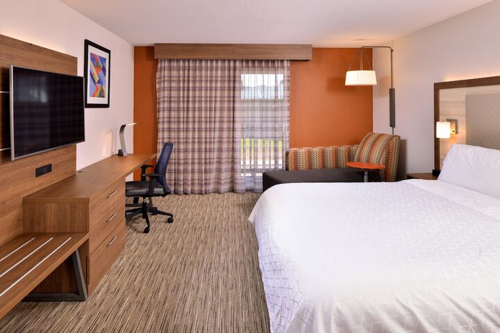 Room 22 of 60
