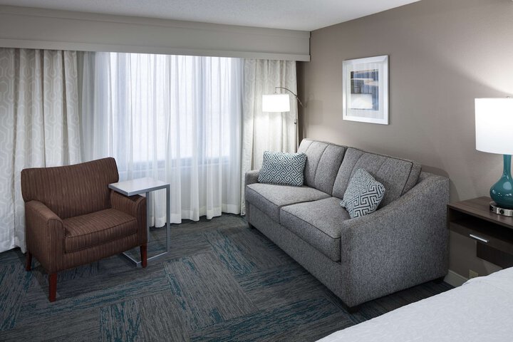 Room 32 of 55