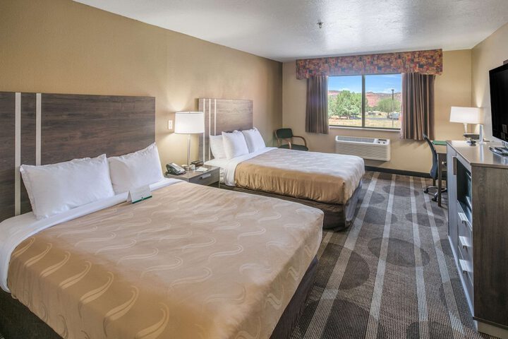 Room 34 of 49