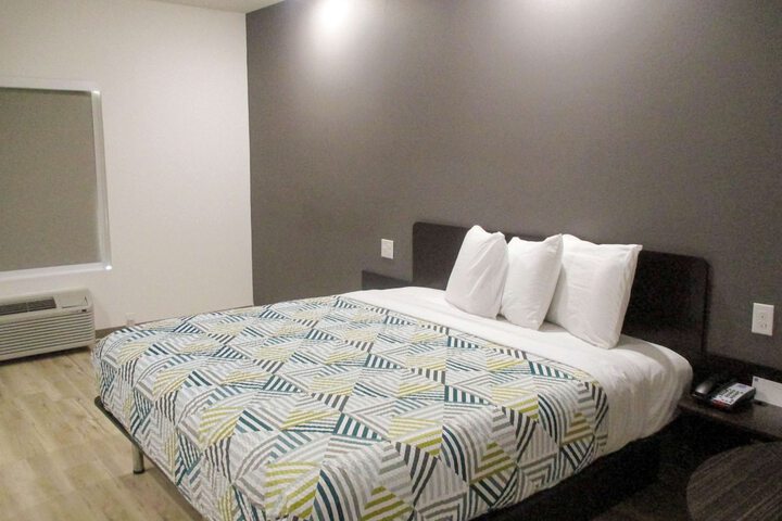 Room 12 of 29