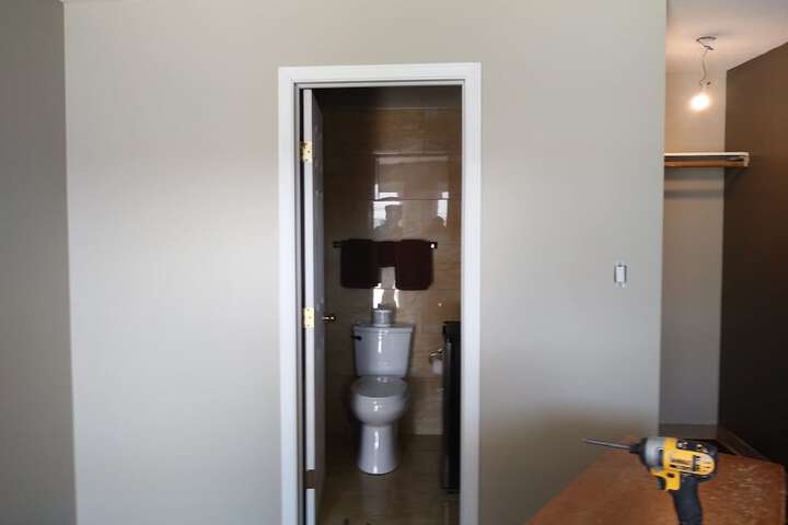 Room 6 of 19