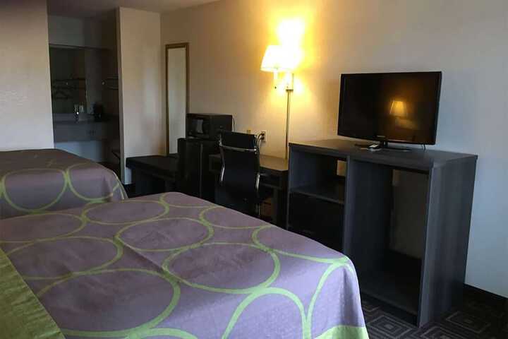 Room 9 of 29