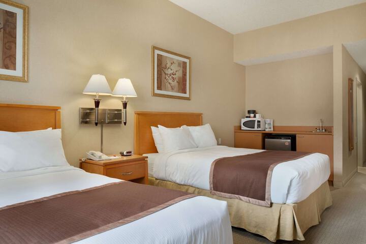 Room 15 of 27